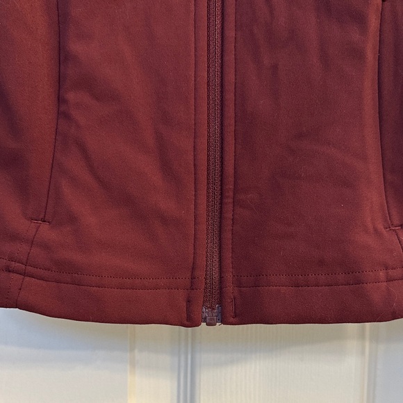 lululemon athletica Deep Red Utility Jacket - Picture 4 of 8